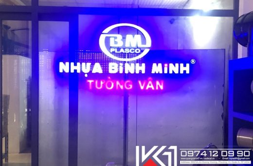Gia Cong Chu Noi Co Den Led Trong Nha