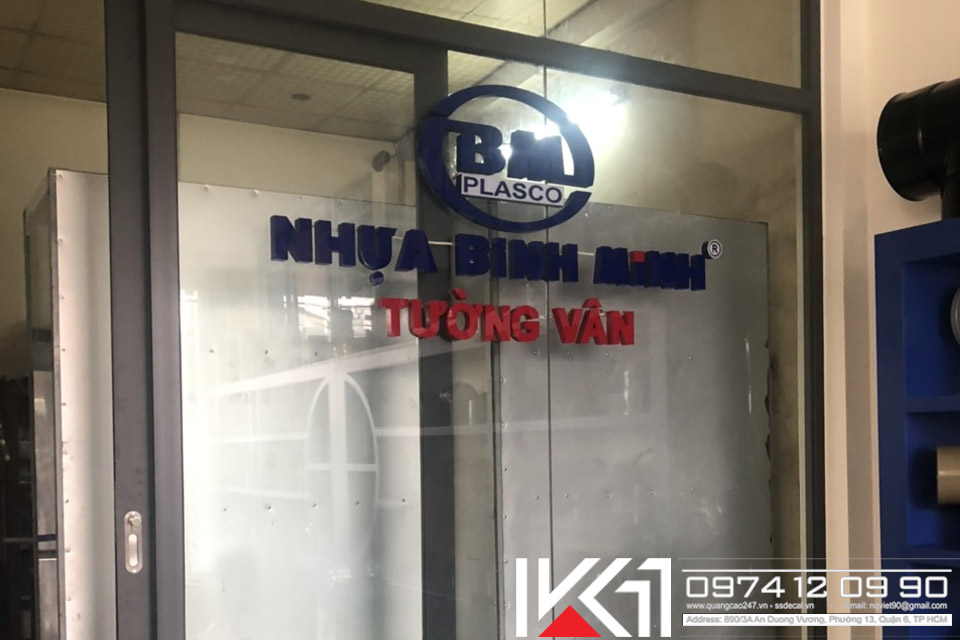 Gia Cong Chu Noi Co Den Led Nhua Binh Minh
